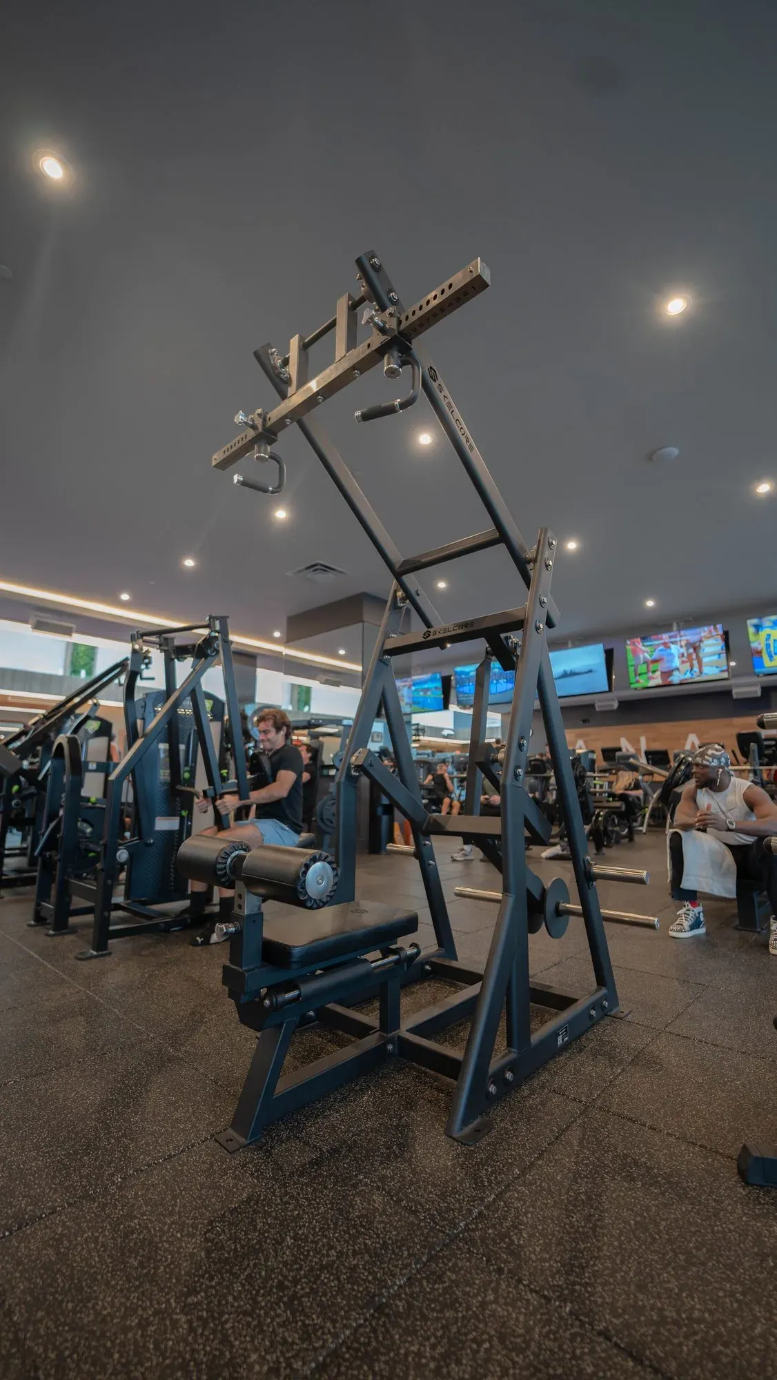 Anatomy South Beach gym with Skelcore equipment — photo 3