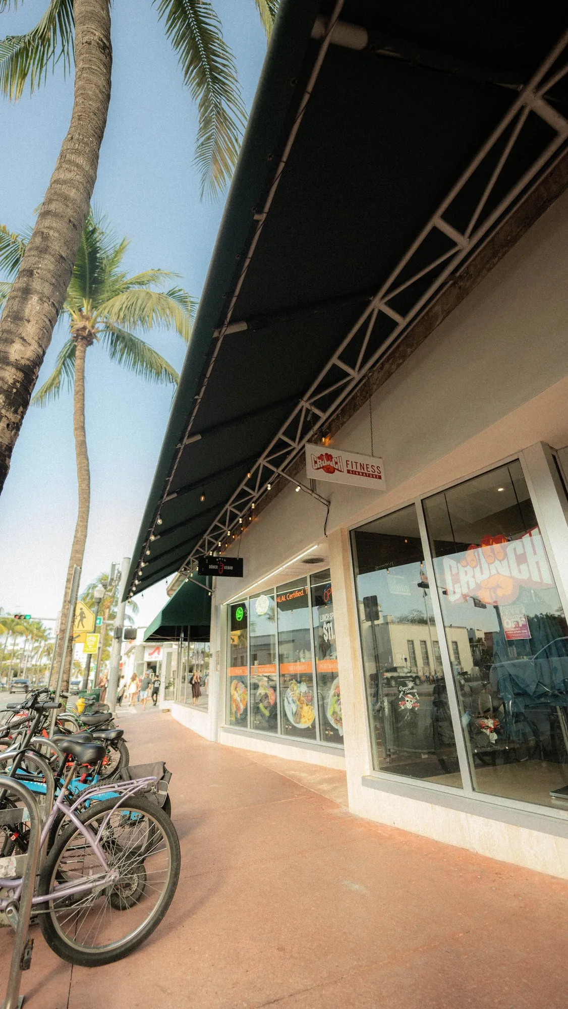 Crunch South Beach gym with Skelcore equipment — photo 4