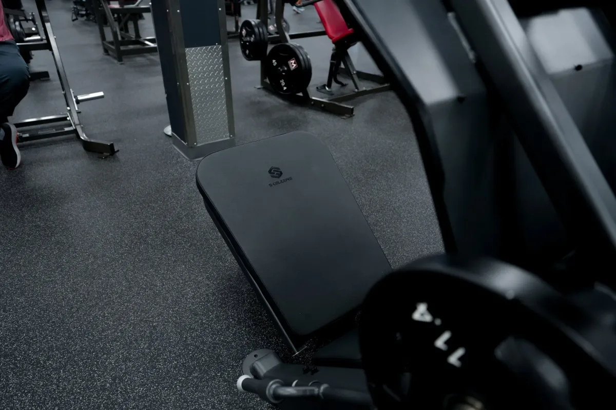 Mountainside Fitness gym with Skelcore equipment — photo 3